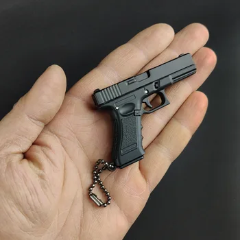 1 BUC NOU 1:3 Glock G17 Aliaj de Plastic Breloc Mini Pistol de Jucărie Model Cadou Pandantiv Ornament Frământa Decompresie Anti-stres Jucărie